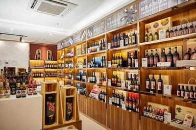 進(jìn)口紅酒售賣店里需要什么?創(chuàng)業(yè)好選擇,進(jìn)口紅酒售賣店全面解讀